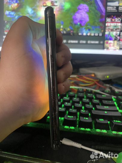 iPhone X, 64 ГБ