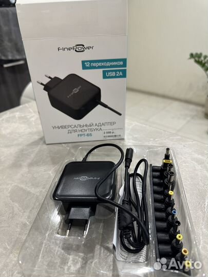 Универсальный адаптер для ноутбука