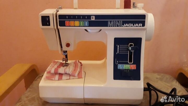 Швейная машина Mini Jaguar