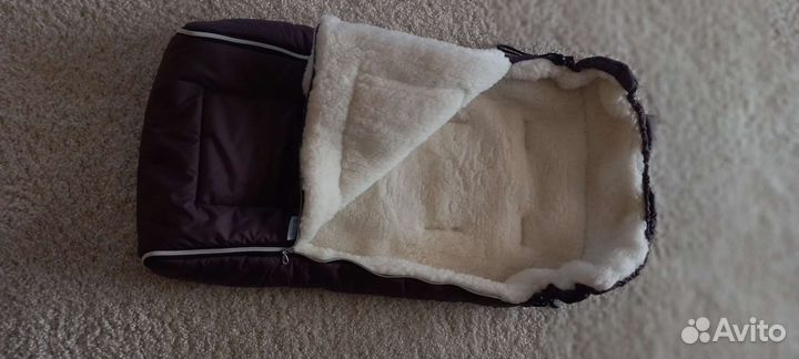 Зимний конверт в коляску на овчине новый