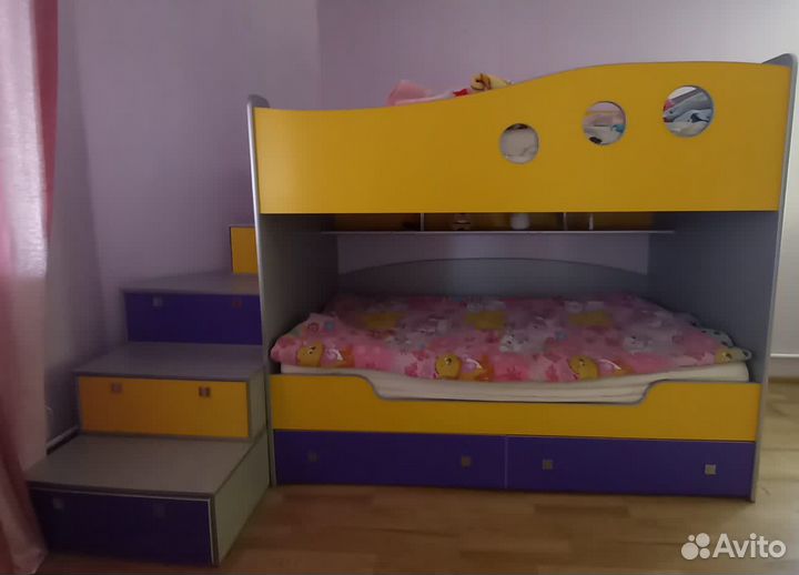 Детская двухярусная кровать бу
