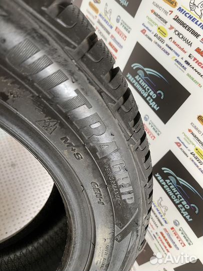 Goodyear UltraGrip Performance Gen-1 215/55 R17 98V