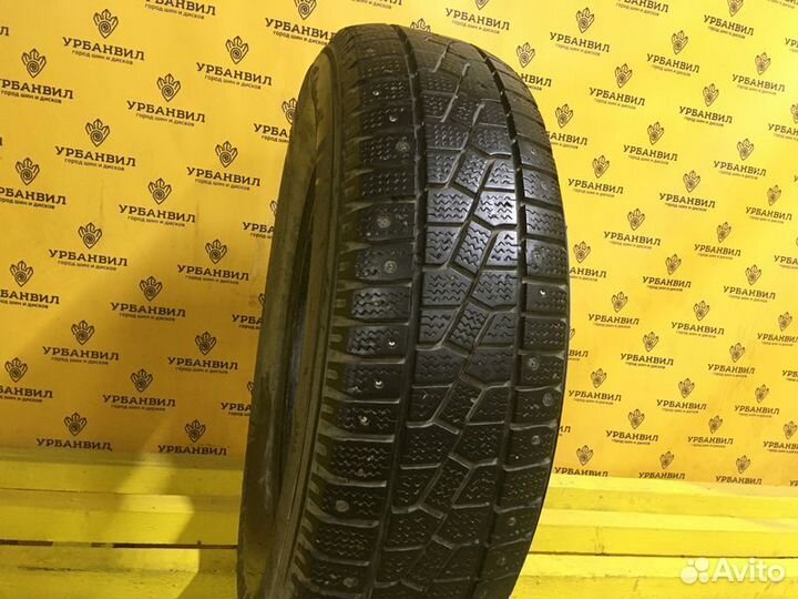 Kumho I'Zen Stud Snow KW11 225/70 R16 101Q