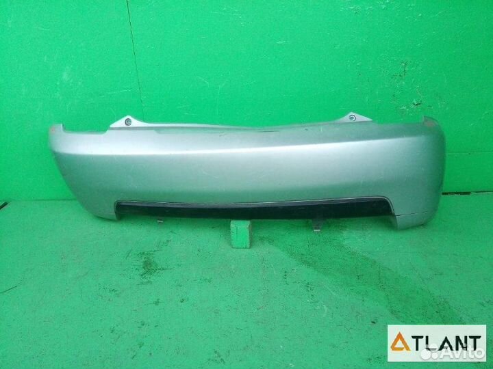 Бампер задний toyota IST