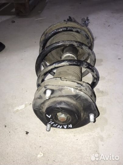 Амортизатор передний левый Toyota Camry V50