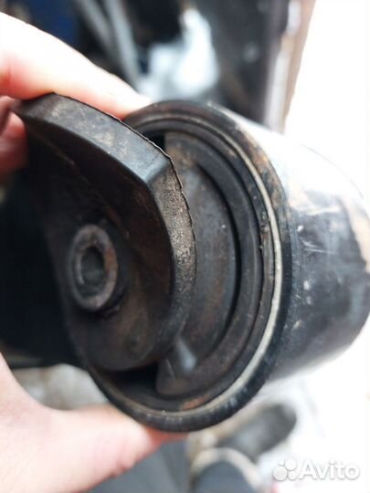 Опора подушка двигателя Киа Маджентис 1 рестайлинг