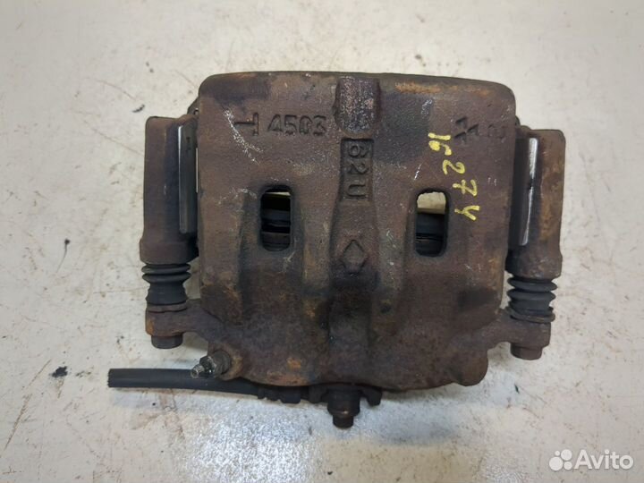 Суппорт Infiniti QX4 (JR50), 1997