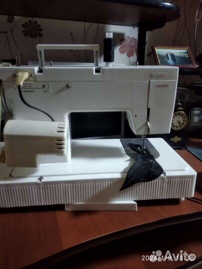 Швейная машина чайка 144А