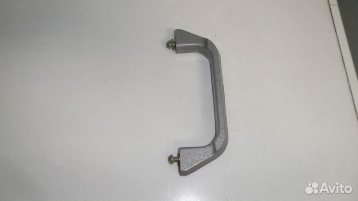 Ручки мебельные, дверные, стяжки, заглушки