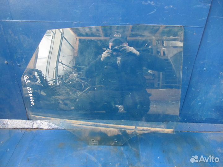 Стекло двери задней правой audi Q3 (8U) 2012-2018