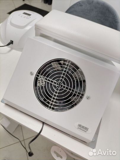 Маникюрный пылесос