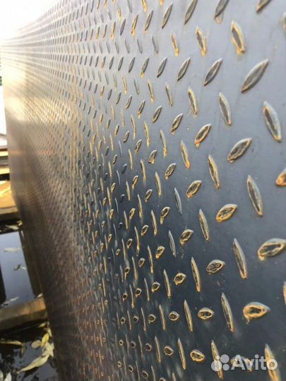 Лист стальной (металлический)