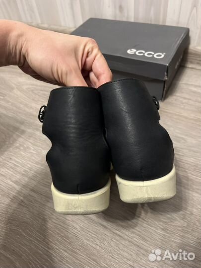 Босоножки ecco 39