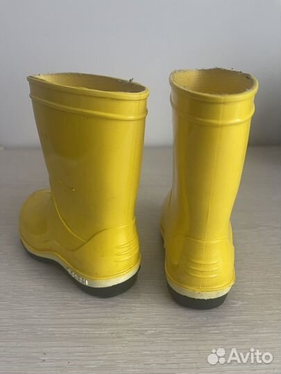 Резиновые сапоги