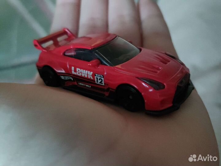 Машинки хот вилс hot wheels