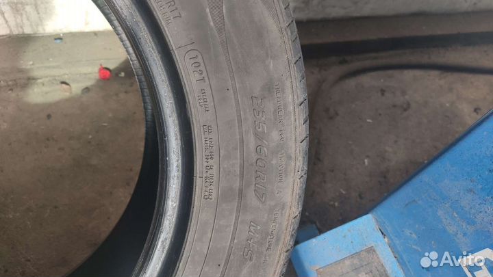 Cooper CS4 Touring Plus 235/60 R17