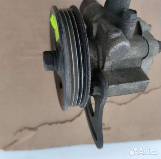 Насос гидроусилителя Shevrolet Aveo T250