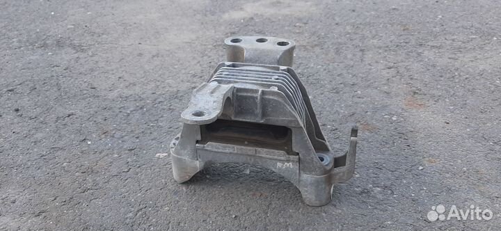 Chevrolet Cruze 1.6L МКПП подушка двигателя правая