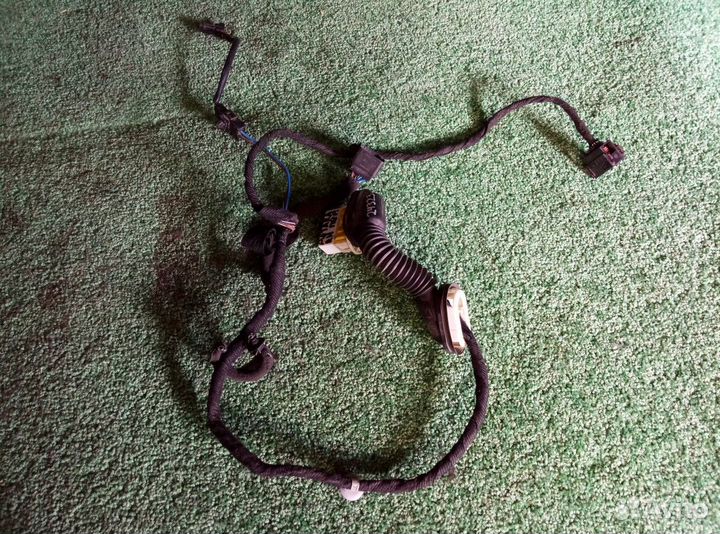 Проводка двери передней правой Opel Antara