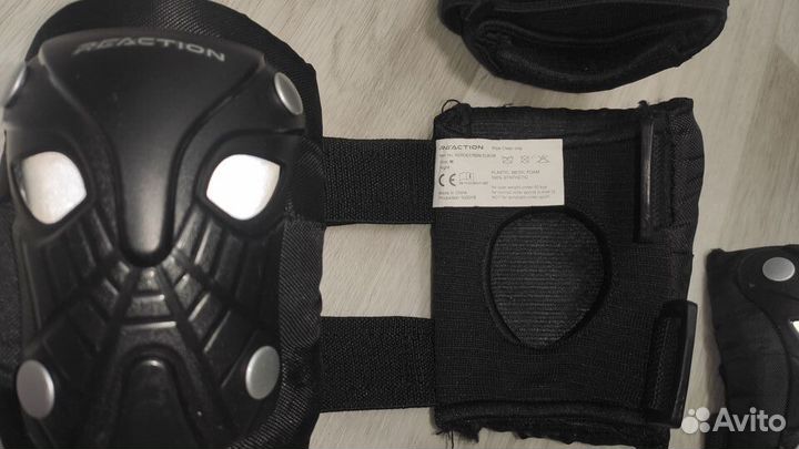 Набор защиты (наколенники + налокотники)