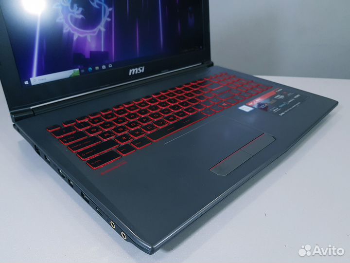 Ноутбук MSI GV62 i5 8300H / 8Gb / GTX 1050 2Gb
