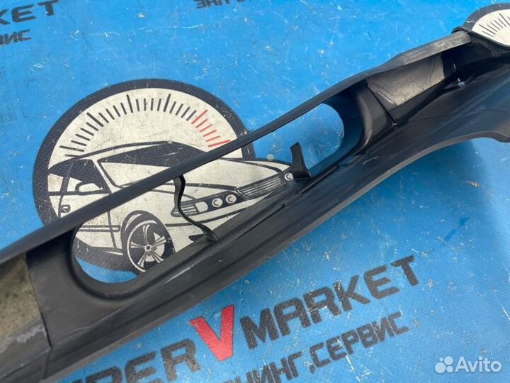 Накладка на телевизор Mercedes-Benz C-Class WDD205