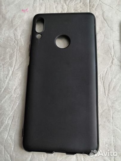 Чехлы и стёкла на телефоны