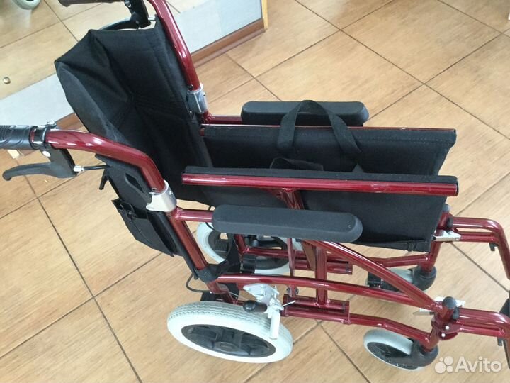 Коляска для инвалидов