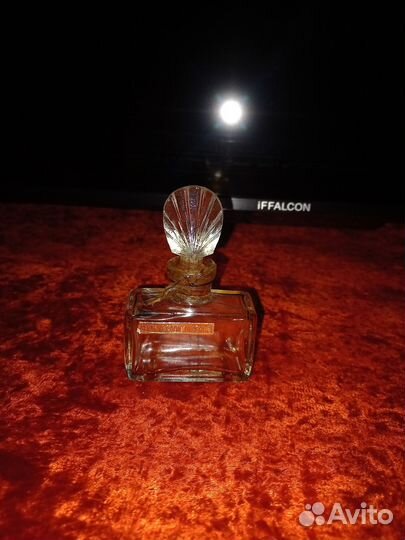 Флакон от винтажных духов 