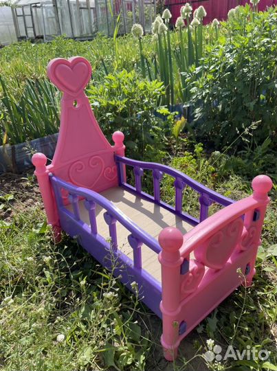 Кровать для кукол