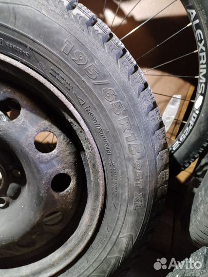 Nokian Tyres Hakkapeliitta 5 195/65 R15