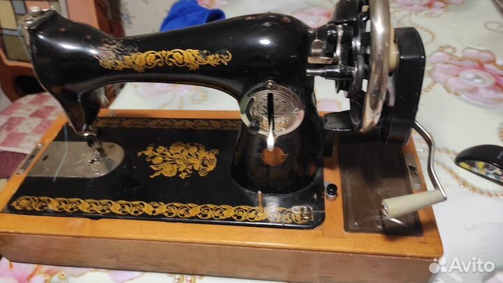 Швейная машинка бу