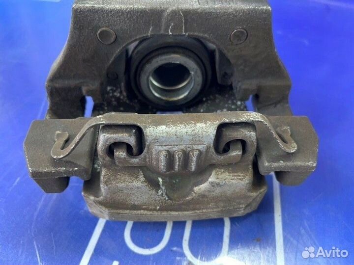 Суппорт задний правый Bmw X5 F15 N55B30A 2015