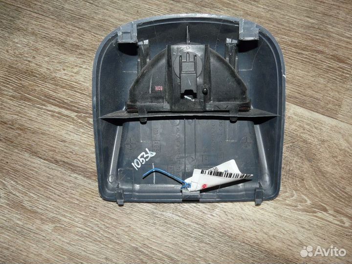 Фонарь задний (стоп сигнал) Nissan Almera N16