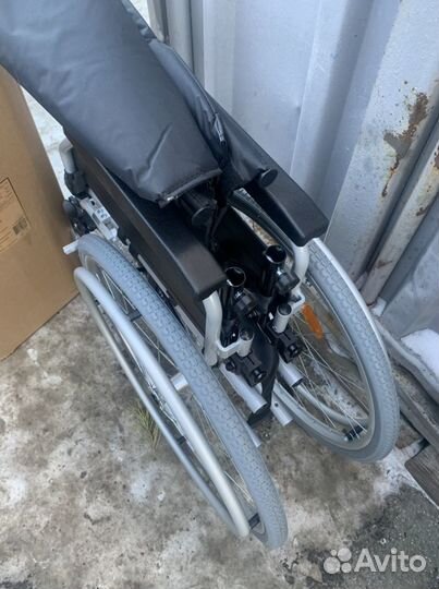 Инвалидная коляска новая 2