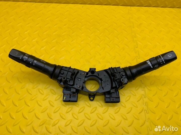 Подрулевой переключатель Hyundai Solaris седан