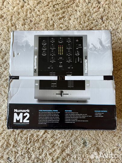 Микшерный пульт Numark M2