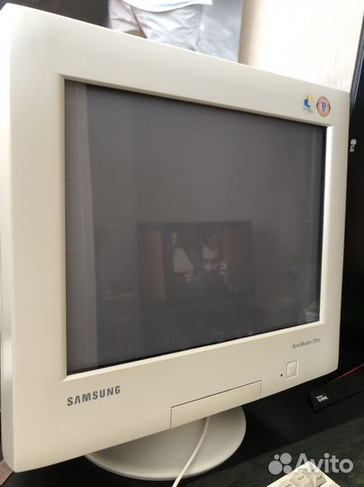 ЭЛТ монитор Samsung SyncMaster 757NF