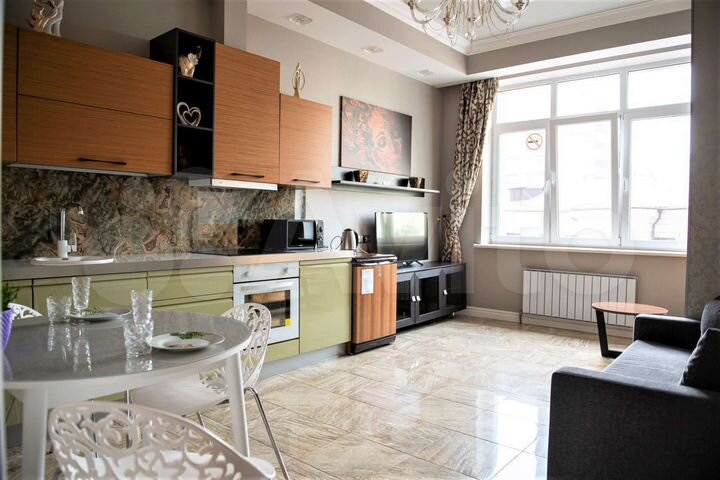 2-к. квартира, 50 м², 3/18 эт.