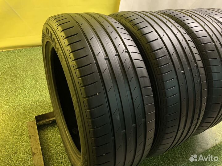 Kumho Ecsta PS71 215/55 R17