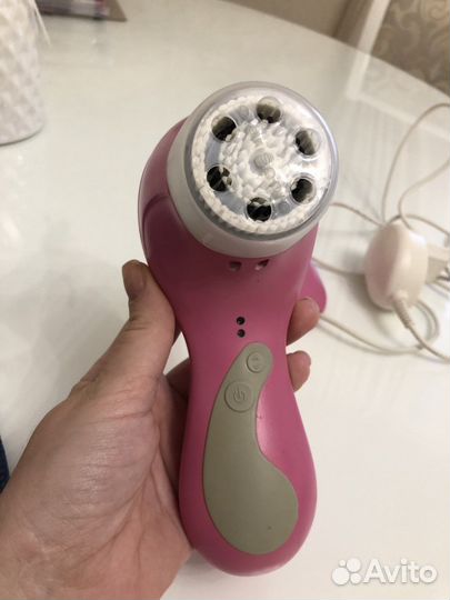 Аппарат для очищения лица Clarisonic Plus