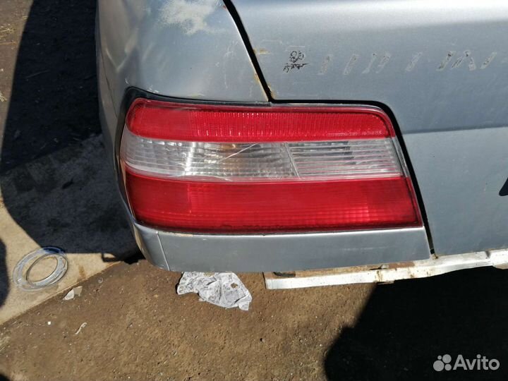 Левый фонарь Nissan bluebird u 14 авторазбор