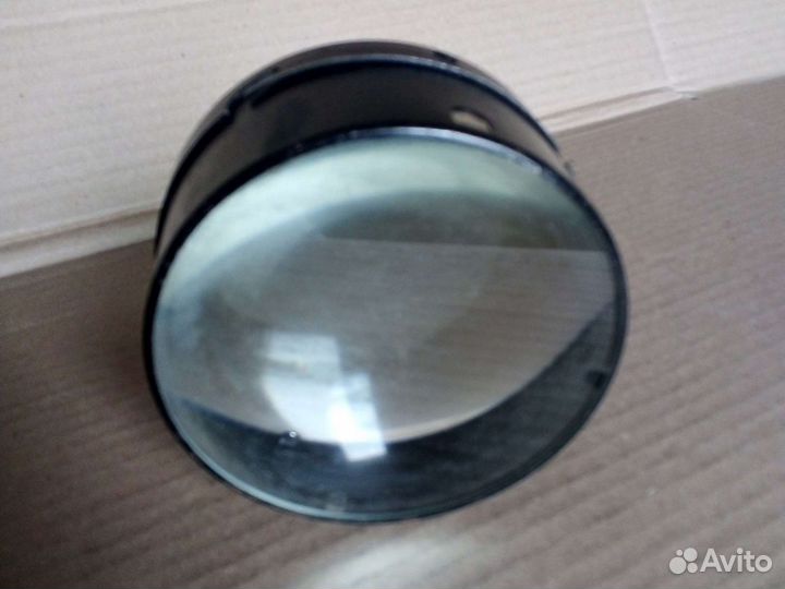 Увеличительное стекло