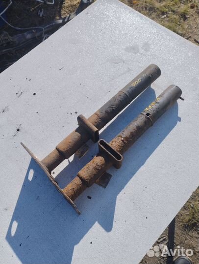 Кронштейн заднего бампера vоlvo 760 вольво 760