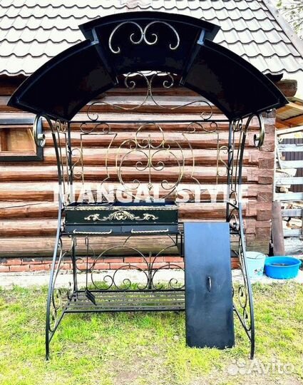 Мангал с крышей