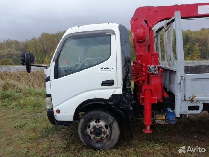 Toyota Dyna с КМУ, 2004