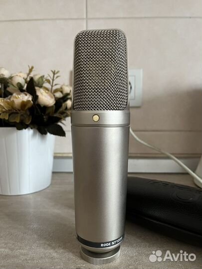 Студийный микрофон rode NT1000