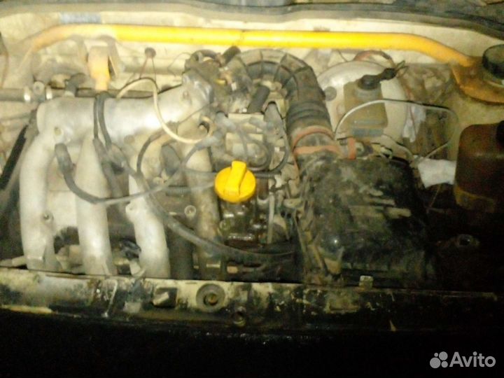 0двигатель шеснадцати клапанный ваз 2110