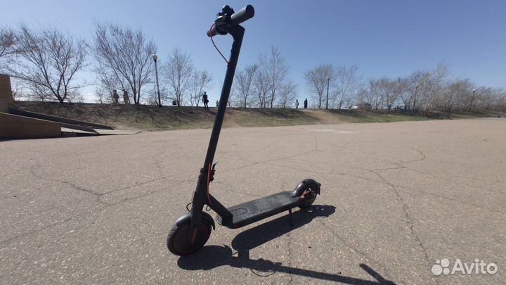 Электросамокат Xiaomi Mi Electric Scooter Pro 2