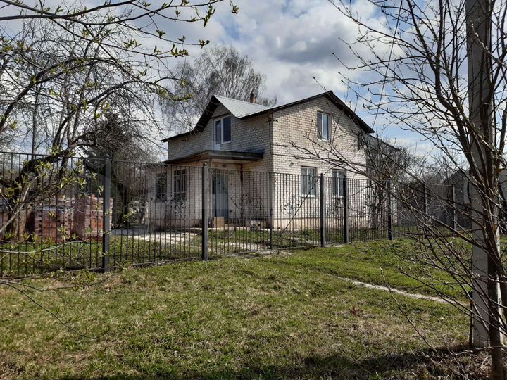 Коттедж 250 м² на участке 25 сот.